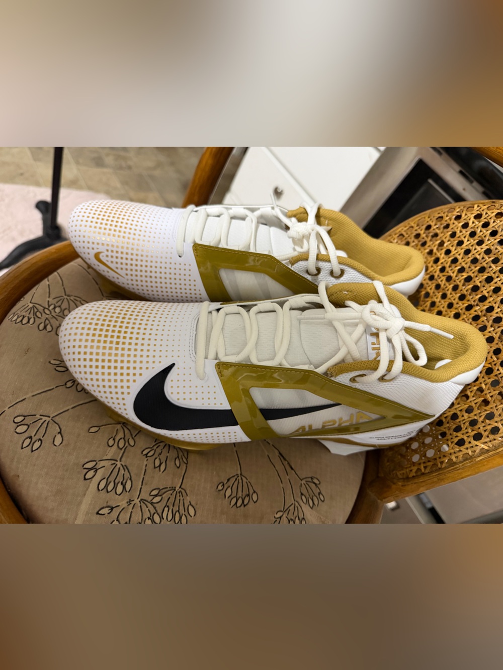 Nike White Black and Gold Men's Athletic Shoes with Swoosh